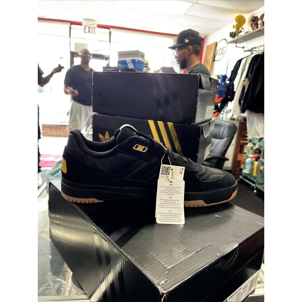 Adidas Tekkira Cup Mens Black Gum Athletic Sneaker KJ5054 New In Box US 11